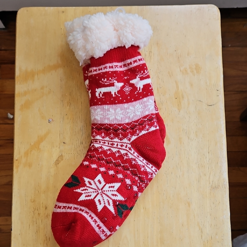 HOLIDAY SLIPPER SOCKS